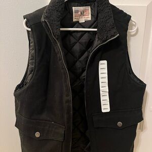Wrangler Black Vest with Quilted Interior